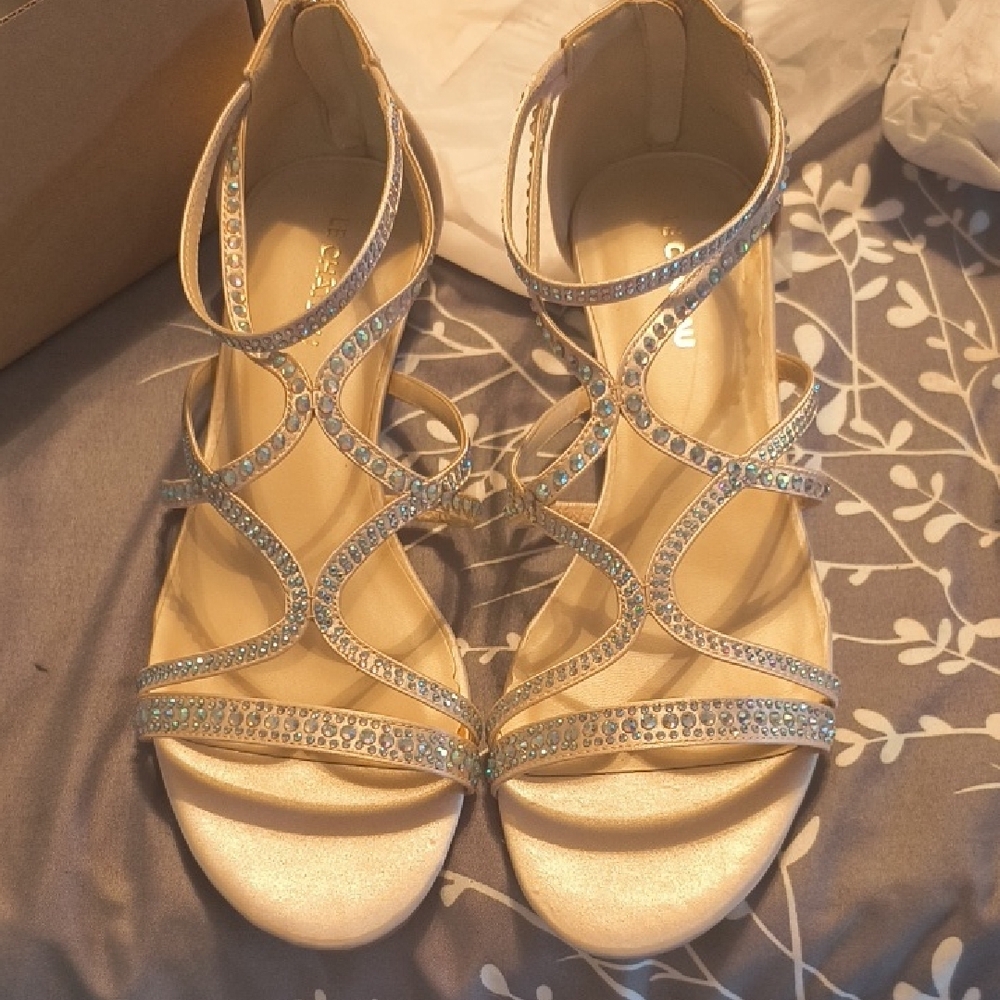 Le Chateau Gold Rhinestone Sandals